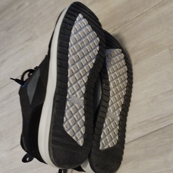 Clarks sz 10 - Picture 5 of 8